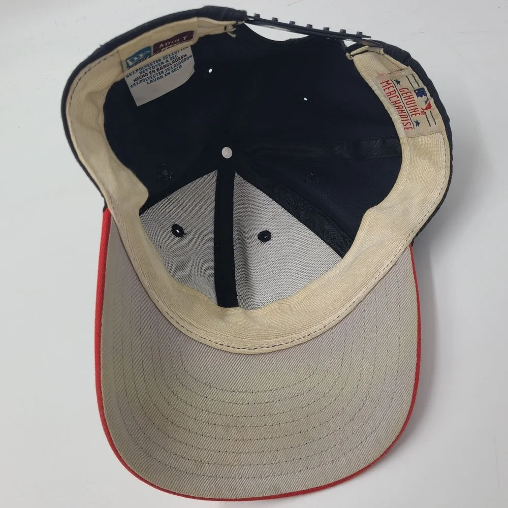 Vintage Atlanta Braves Hat Snapback (Fits Small) New Era Blue Red Distressed MLB